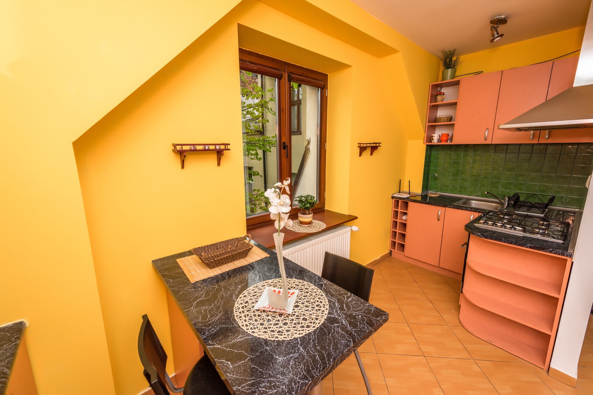 Apartament Your *